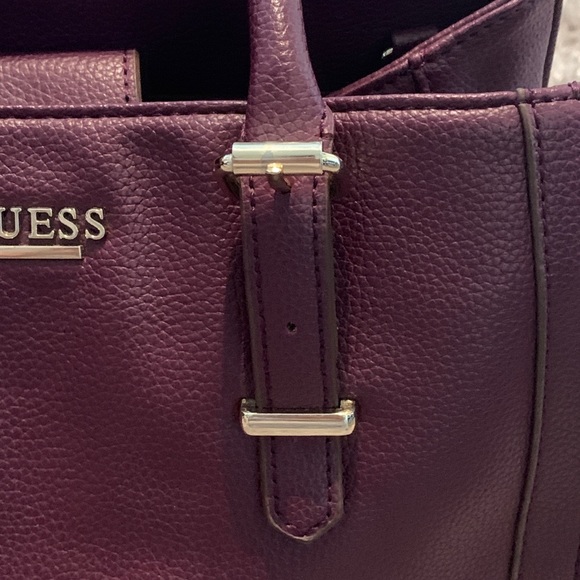 GUESS Purse / Handbag (12”x9”x6”) - Picture 12 of 16